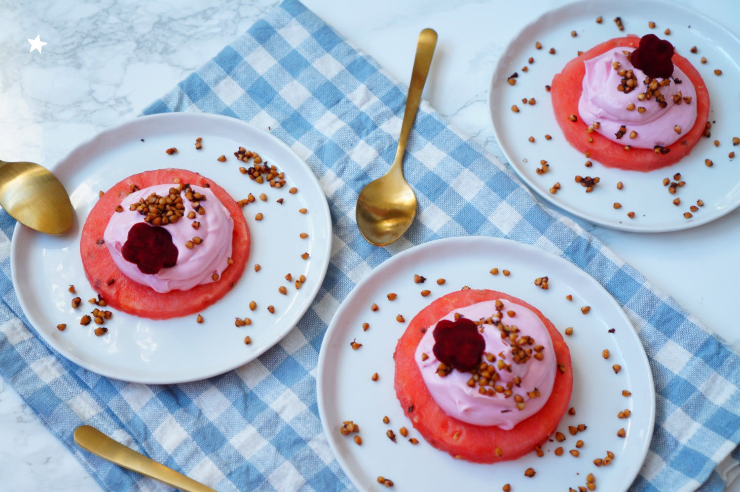 DESSERTS APHRODISIAQUES: LA TARTELETTE REVISITÉE À LA PASTÈQUE ROUGE FRISSON